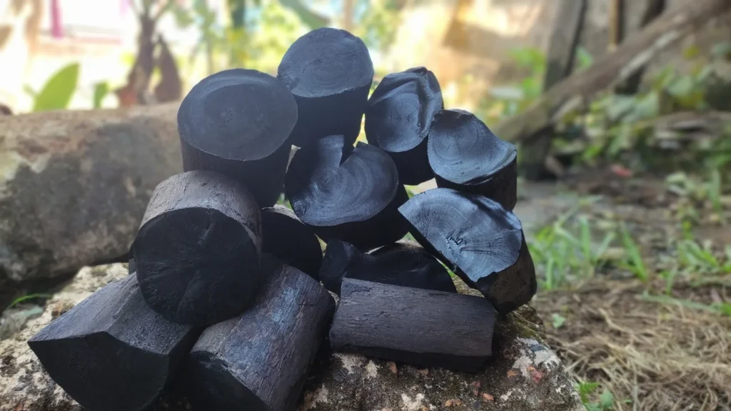 arang kayu berkualitas